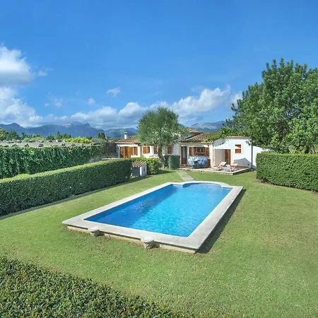 Owl Tarongers - For Couples Villa